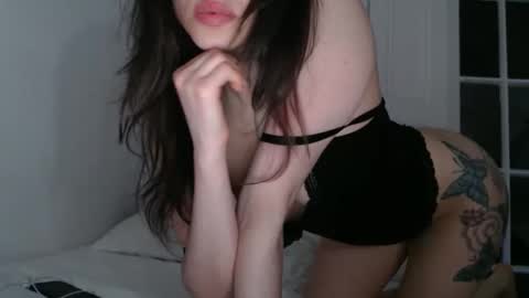luana online show from June 7, 9:43 pm