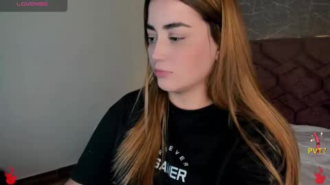 lucia star  online show from December 11, 9:01 pm