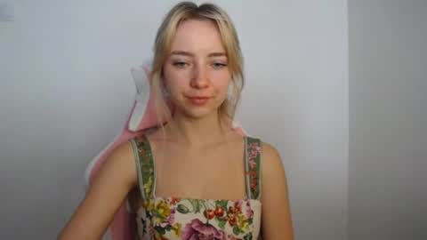 Lucy online show from August 9, 7:01 am