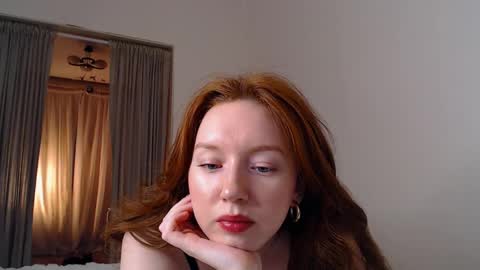 Lucia online show from February 4, 5:55 pm