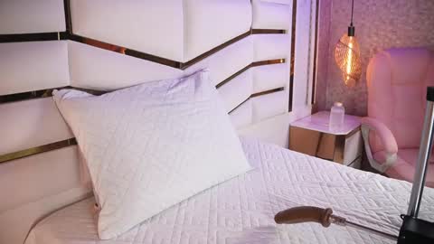 luciana_agudelo online show from May 3, 7:17 pm