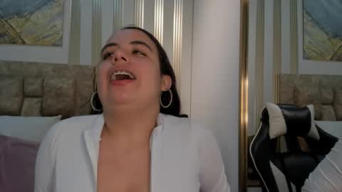 luciana online show from January 3, 3:33 pm