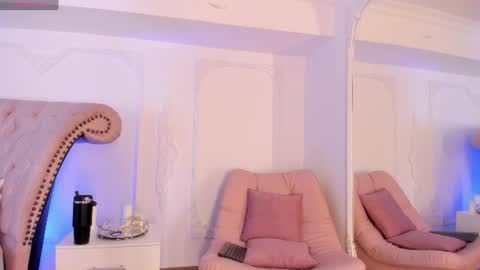 Luciana online show from June 18, 8:36 pm