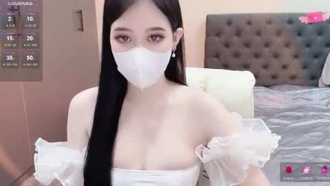 lucii04 online show from January 15, 8:26 pm