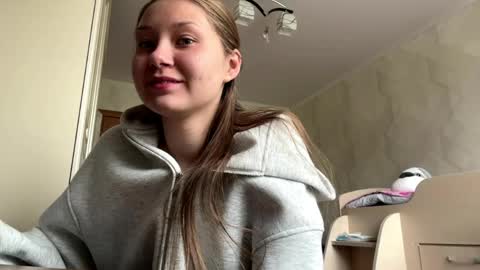 Maya online show from April 23, 6:21 am