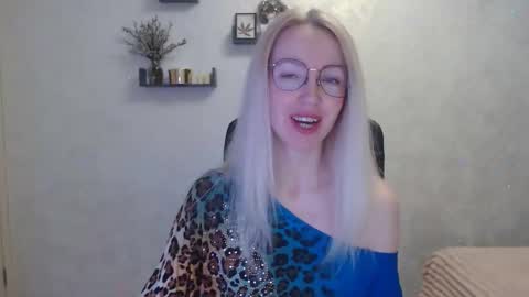 Arina online show from April 1, 4:59 pm