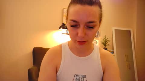 Snapshot of lucky_foryou_baby chatting on February 10, 5:14 am lucky_foryou_baby online show from February 10, 5:14 am