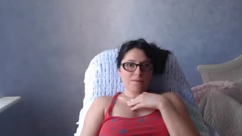 luckylinda23 online show from June 23, 9:29 am