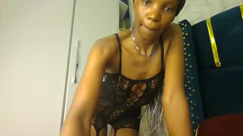 brielle online show from December 1, 7:49 pm