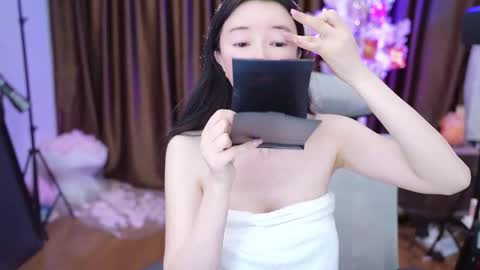 Lucy online show from October 13, 2:14 am