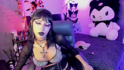 lucyfer online show from February 18, 8:57 am