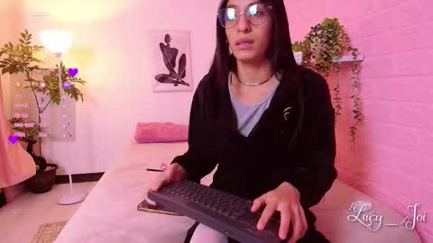 Luciana online show from March 8, 2:48 am