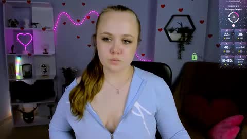 lucy online show from June 8, 1:28 am