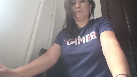 Snapshot of lucyhot6 chatting on October 7, 7:02 am lucybylucy online show from October 7, 7:02 am