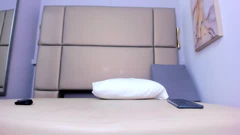 Lucy online show from March 6, 12:33 pm