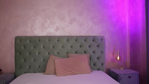 LucyWillow online show from February 3, 5:38 am