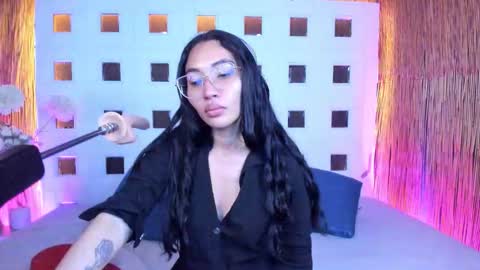 Lucy Liiu online show from February 27, 10:42 pm