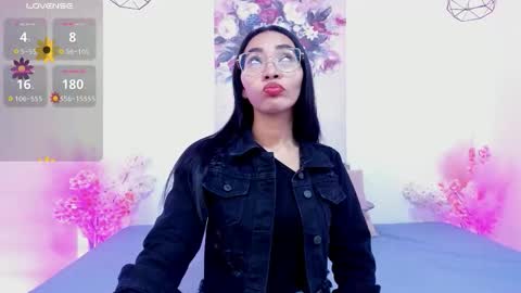 Lucy Liiu online show from November 5, 1:27 pm