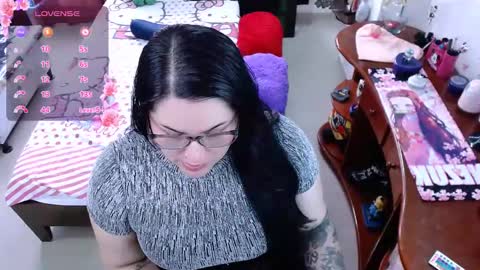 Snapshot of lufek_23 chatting on February 22, 7:10 pm Lufek23 online show from February 22, 7:10 pm