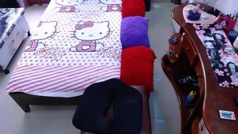 Snapshot of lufek_23 chatting on February 19, 3:27 pm Lufek23 online show from February 19, 3:27 pm