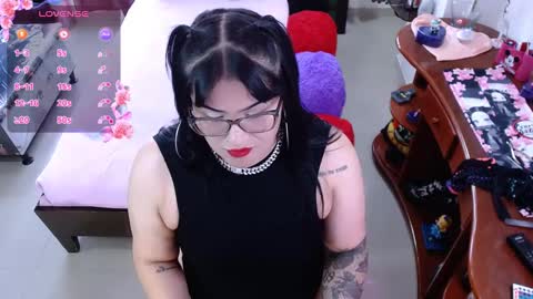 Snapshot of lufek_23 chatting on February 28, 5:37 pm Lufek23 online show from February 28, 5:37 pm