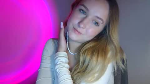 Snapshot of lulu_baby1 chatting on September 9, 7:46 pm Lulu Baby18 online show from September 9, 7:46 pm