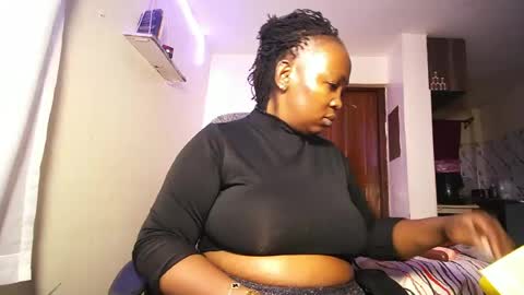 lulu_sparks1 online show from July 7, 6:38 am