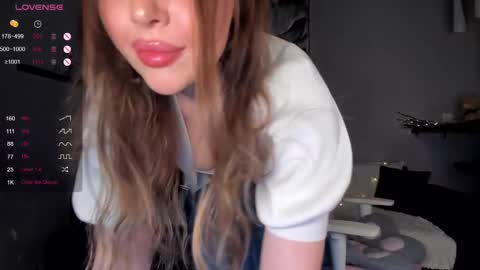 Snapshot of luna__l chatting on February 22, 12:38 am Alice online show from February 22, 12:38 am