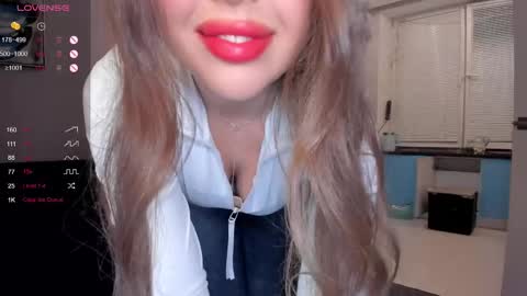 Snapshot of luna__l chatting on March 3, 6:42 pm Alice online show from March 3, 6:42 pm