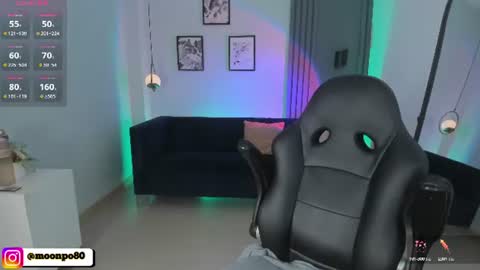     online show from July 30, 1:12 pm