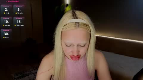 luna_beverly online show from July 28, 8:52 pm