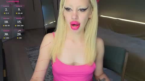 luna_beverly online show from June 28, 8:59 pm