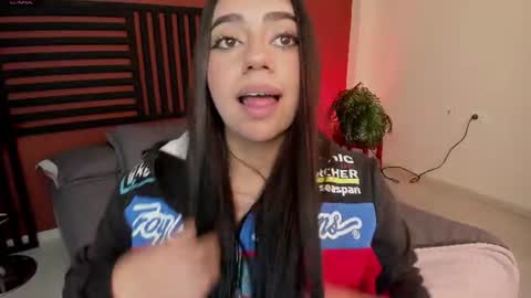 luna_cute14 online show from July 15, 8:46 pm