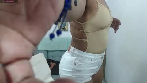 luna_fyre online show from February 25, 6:39 pm