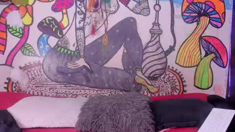 luna_gc online show from May 4, 12:58 am