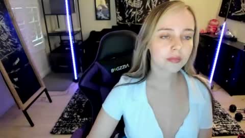 Luna online show from July 9, 9:39 pm