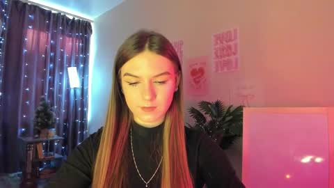 luna_lust_211 online show from March 15, 4:36 am