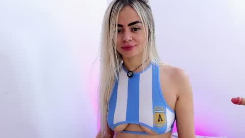 Luna Marquez online show from July 22, 7:48 pm