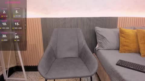 luna_valle online show from September 29, 8:25 pm