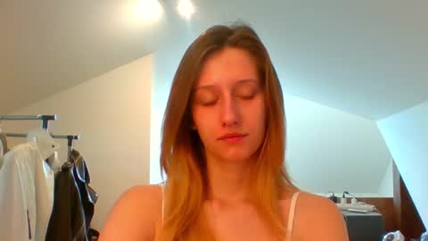 L U N A  online show from February 28, 7:58 am