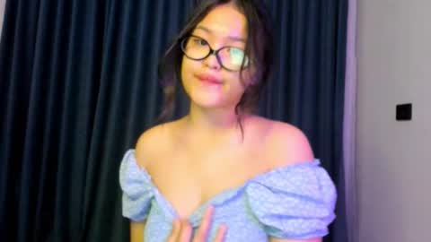      online show from March 7, 9:11 pm