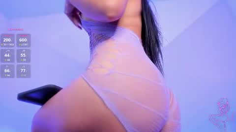 lunaa_hart online show from July 22, 2:01 am