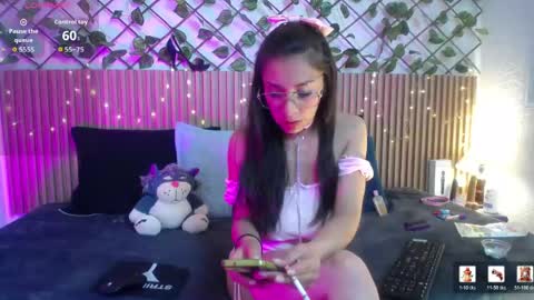 lunaaa_07 online show from May 13, 5:57 am