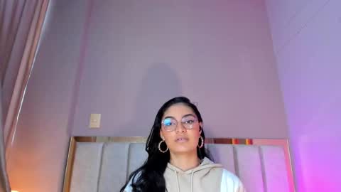 Luna Aspen online show from January 13, 6:45 pm