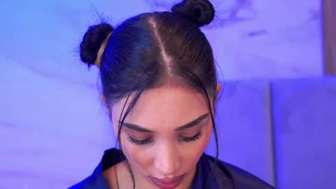 LunaBlis online show from July 28, 11:39 am