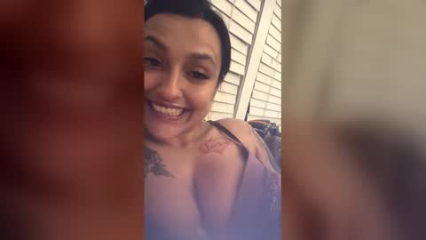 lunabunnyy21 online show from April 3, 7:06 am