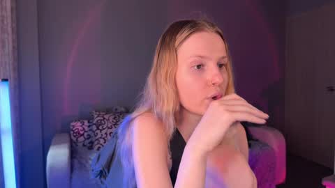 Britney online show from October 1, 2:22 pm