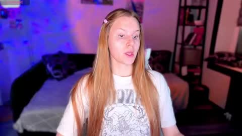 Britney online show from February 28, 7:24 pm