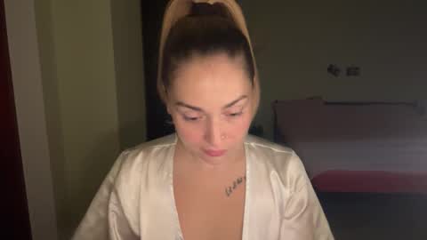 Lana online show from November 9, 10:27 pm