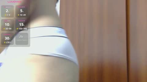 Snapshot of lunamoon_17 chatting on October 11, 10:56 pm LUNA online show from October 11, 10:56 pm